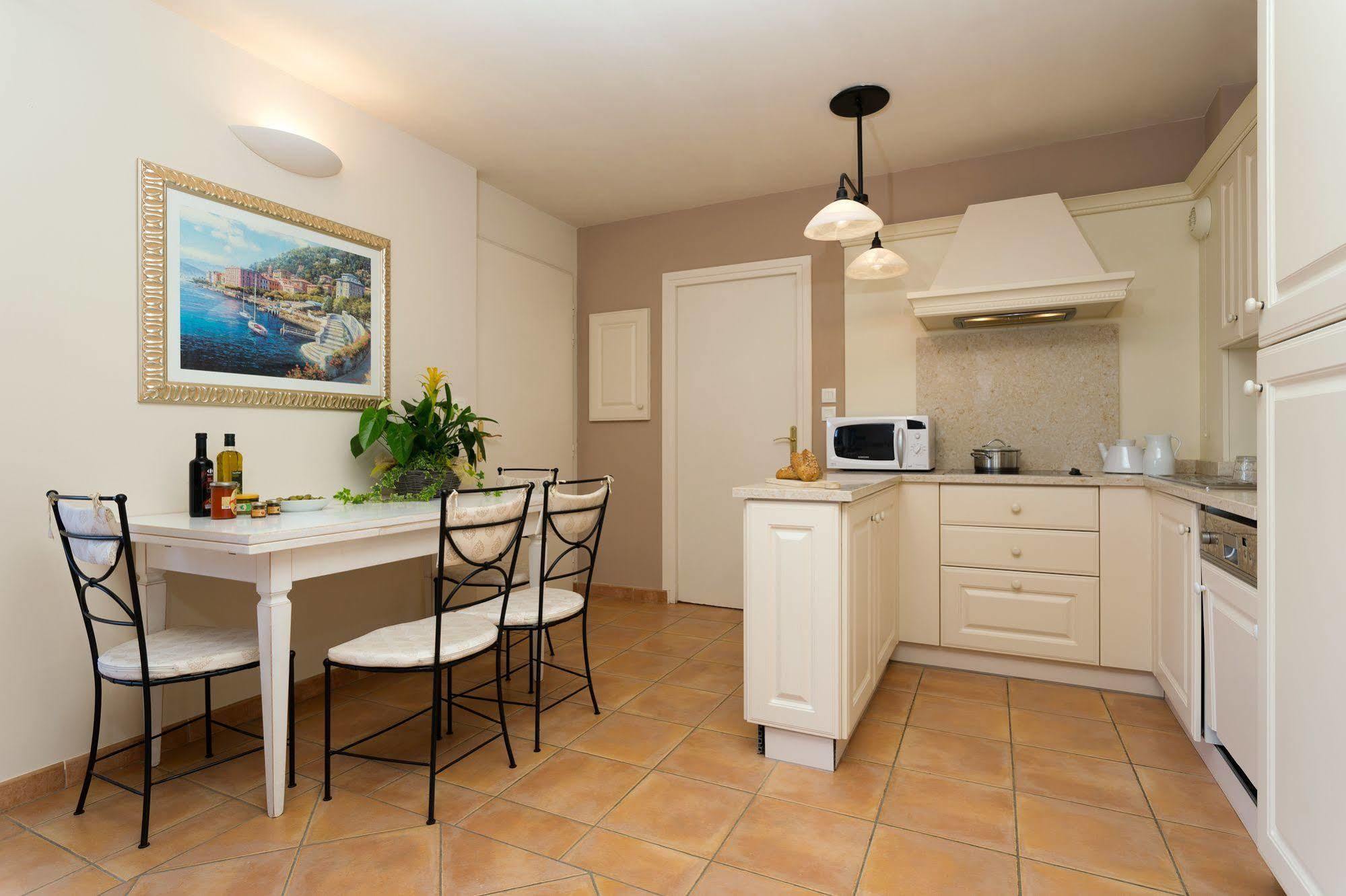 Madame Vacances Domaine Du Provence Country Club Service Premium Saumane-de-Vaucluse Eksteriør billede