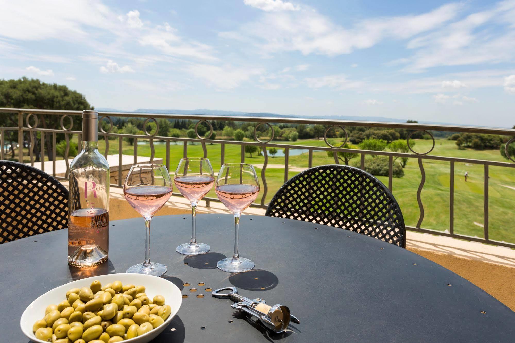 Madame Vacances Domaine Du Provence Country Club Service Premium Saumane-de-Vaucluse Eksteriør billede