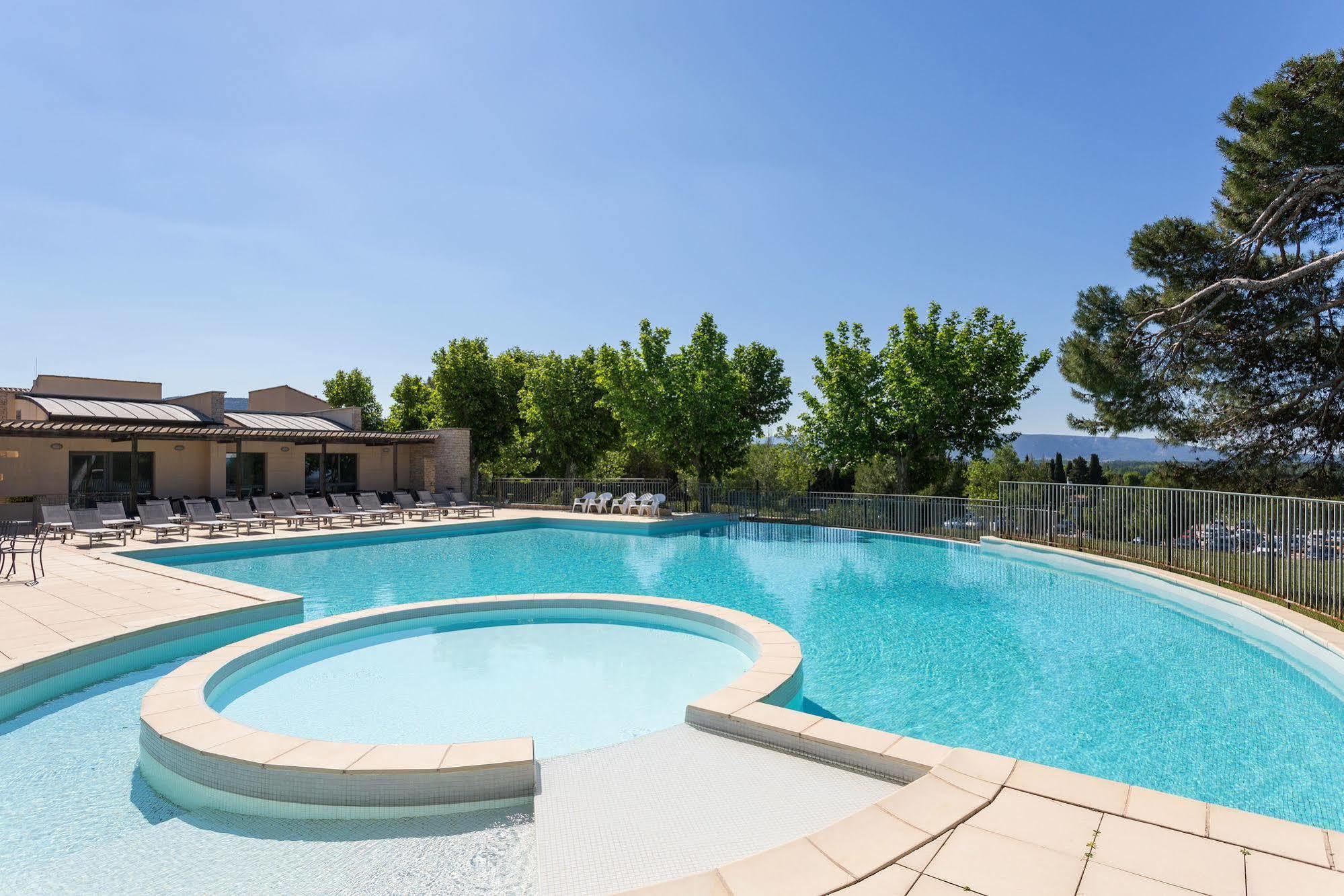 Madame Vacances Domaine Du Provence Country Club Service Premium Saumane-de-Vaucluse Eksteriør billede